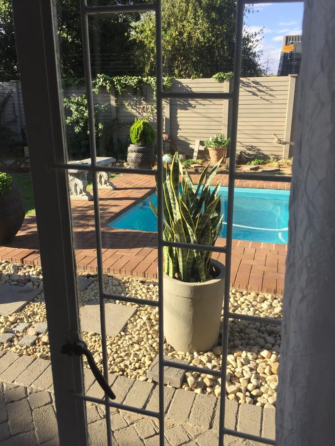 80 On Benade Apartman Bloemfontein Kültér fotó